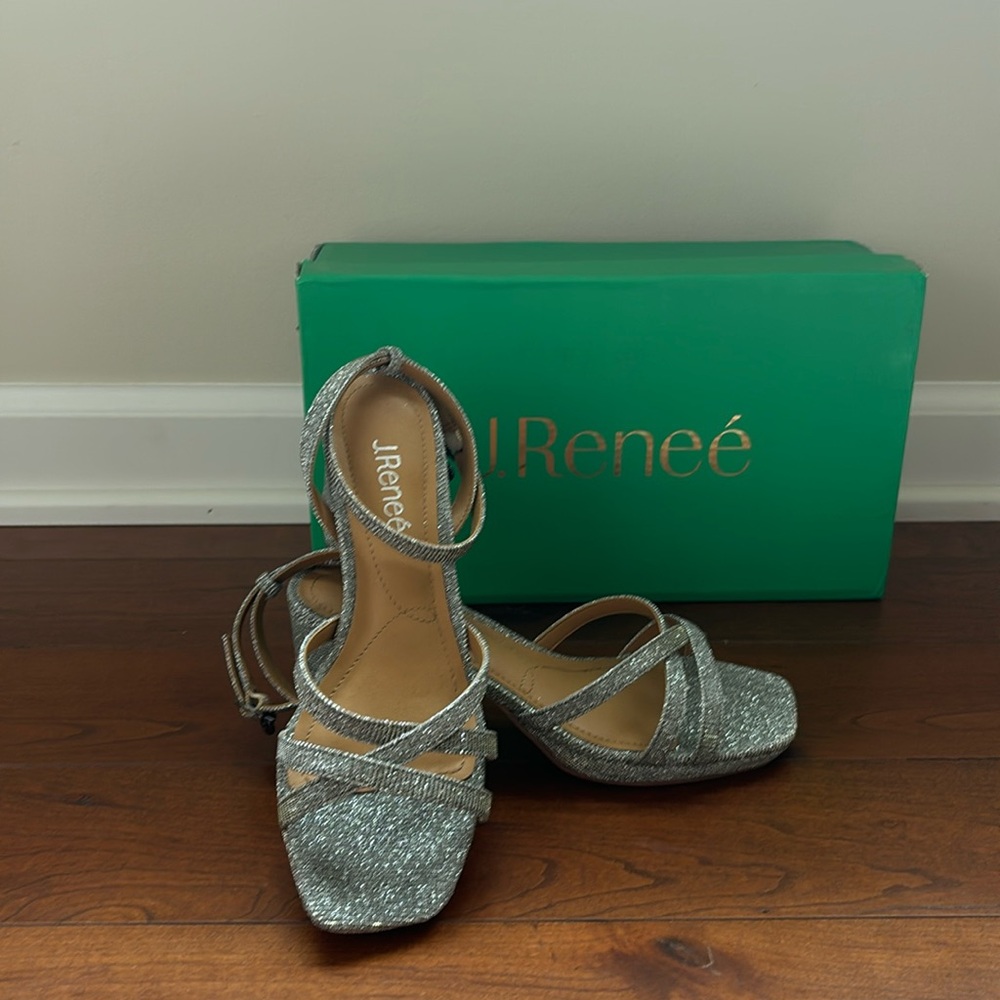New with box JRenee Klarson Pewter dance glitter block heels size 7